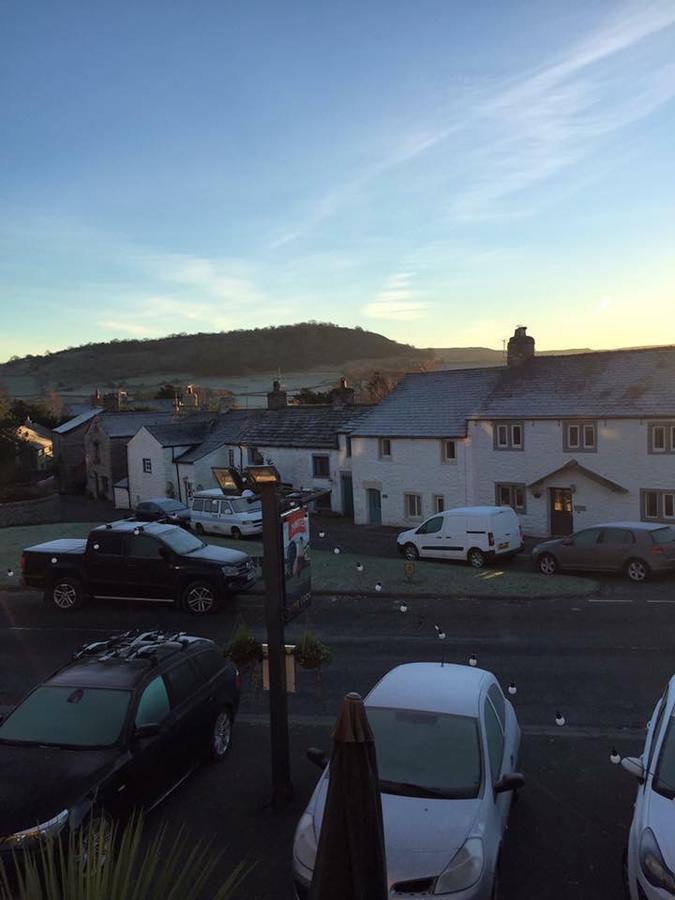 The Game Cock Inn Austwick Zewnętrze zdjęcie
